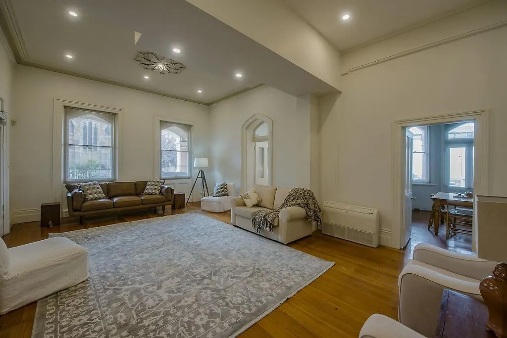 Roxburgh House Apartments - Hobart Cbd