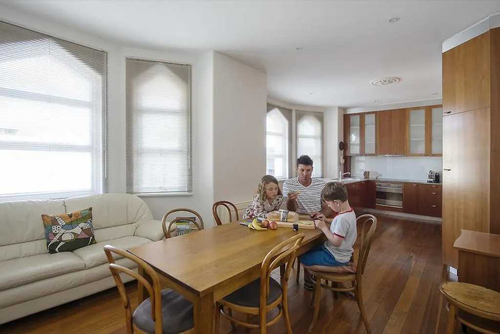 Roxburgh House Apartments - Hobart Cbd 0*,