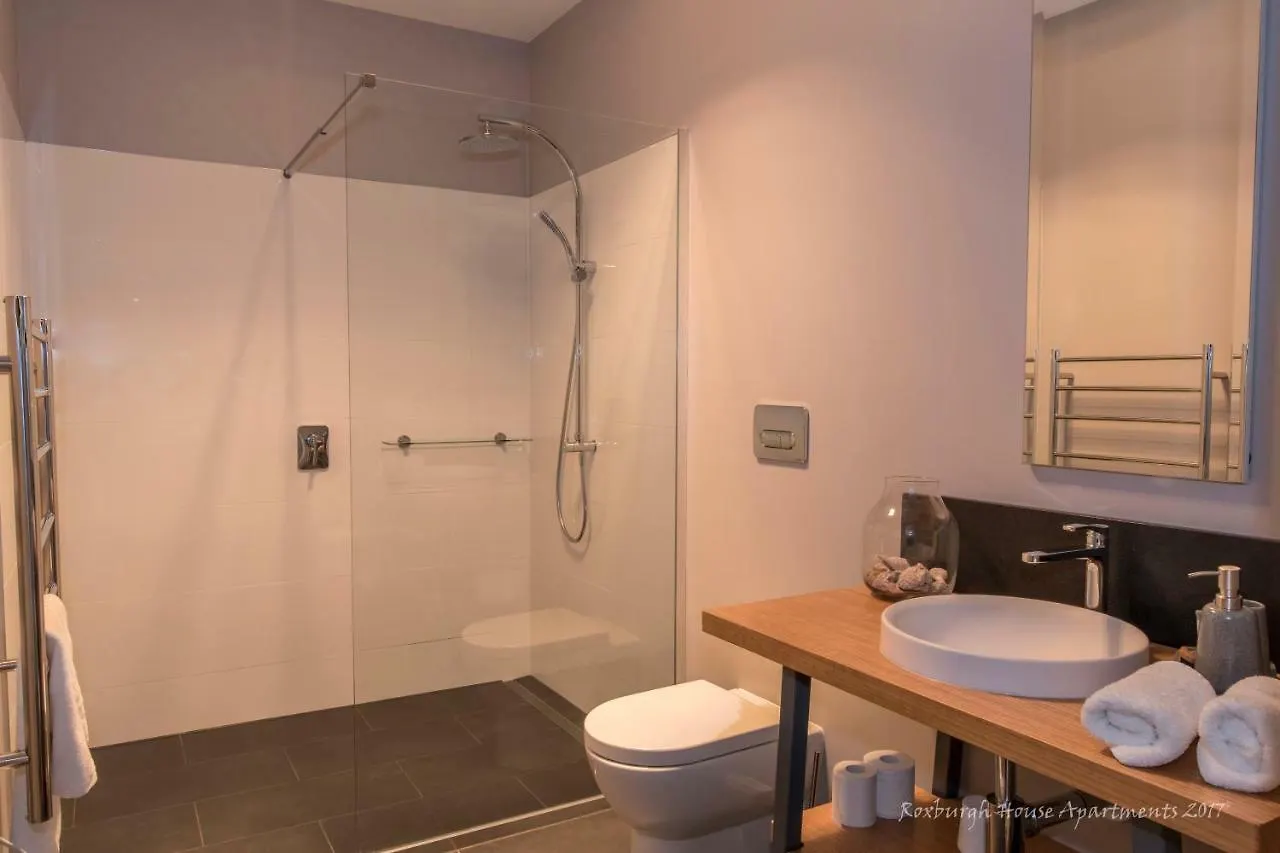 Roxburgh House Apartments - Hobart Cbd