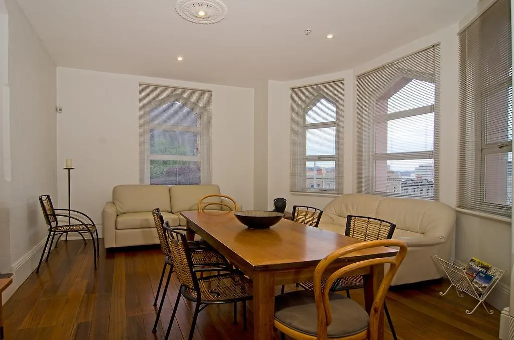 Roxburgh House Apartments - Hobart Cbd